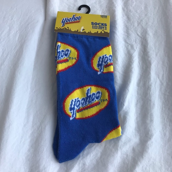 PLEASE LIKE THE LISTING AND FOLLOW US 4 FOR 20 SOCKS - Picture 7 of 12